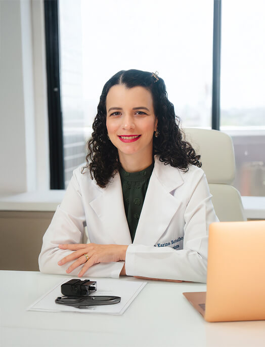 Dra Karine Botelho Dermatologista Especialista em Psoríase