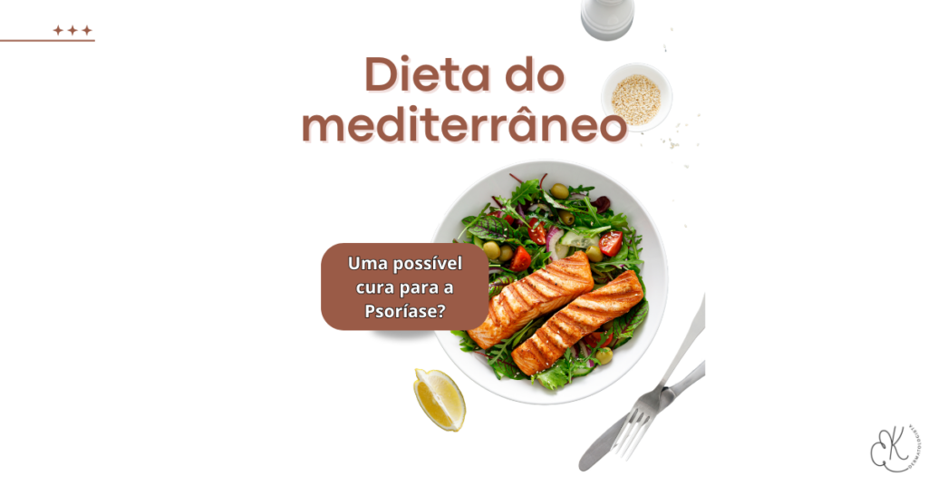 Prato com salmão grelhado e salada, ao lado do texto sobre dieta mediterrânea e psoríase