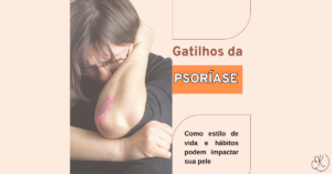 Mulher com lesões de psoríase no cotovelo e semblante abatido