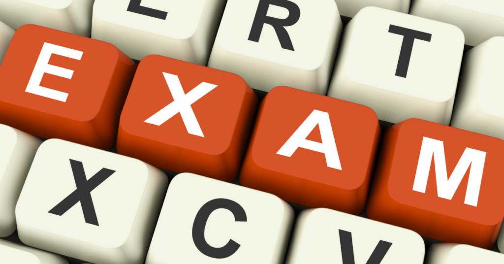 Profissional coletando sangue para exames laboratoriais em paciente